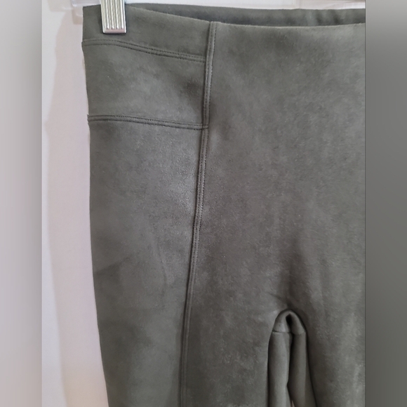 SPANX Faux Suede Leggings in Olive Small - Picture 5 of 7